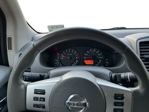 Used 2019 Nissan Frontier S image 12