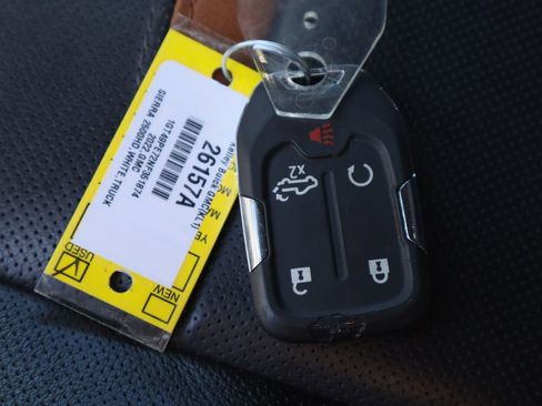 Used 2022 GMC Sierra 2500 AT4 w/ AT4 Premium Plus Package image 35