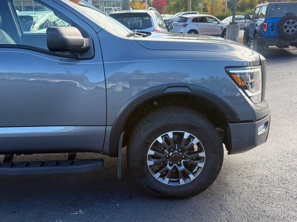 Used 2023 Nissan Titan PRO-4X w/ Off Road Protection Package AWD/4WD image 10