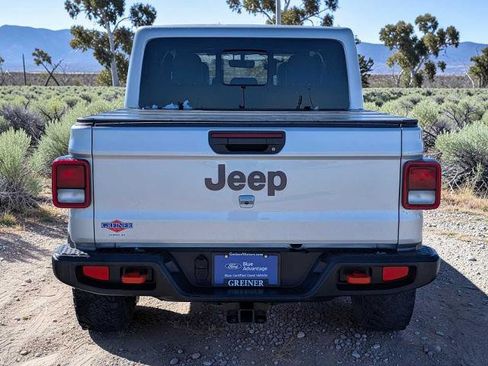 Used 2023 Jeep Gladiator Mojave w/ Cold Weather Group AWD/4WD image 5