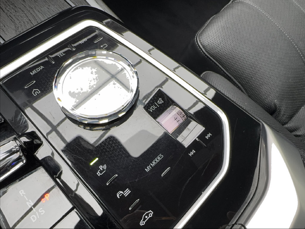 Used 2024 BMW 740i RWD image 53