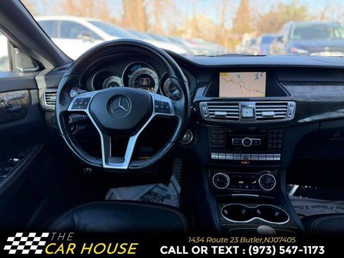 Used 2012 Mercedes-Benz CLS 550 4MATIC w/ Premium I Pkg image 27