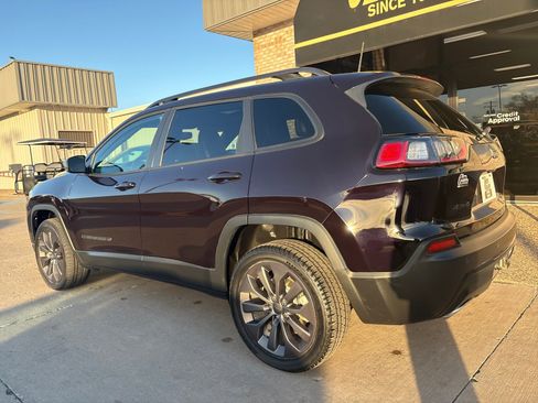 Used 2021 Jeep Cherokee Latitude Lux 80th Anniv w/ Quick Order Package 26U 80TH image 11