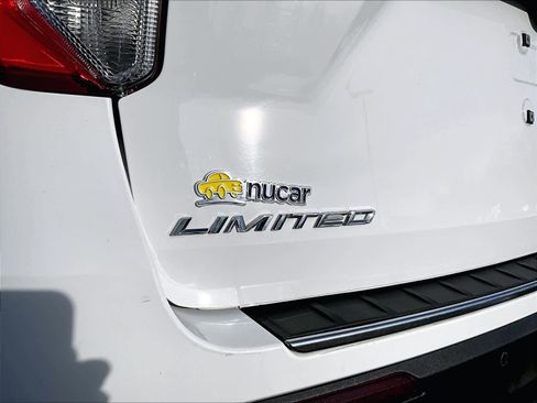 Used 2023 Ford Explorer Limited image 29