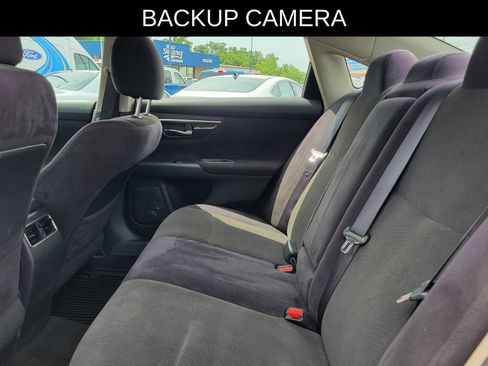Used 2013 Nissan Altima 2.5 SV FWD image 9