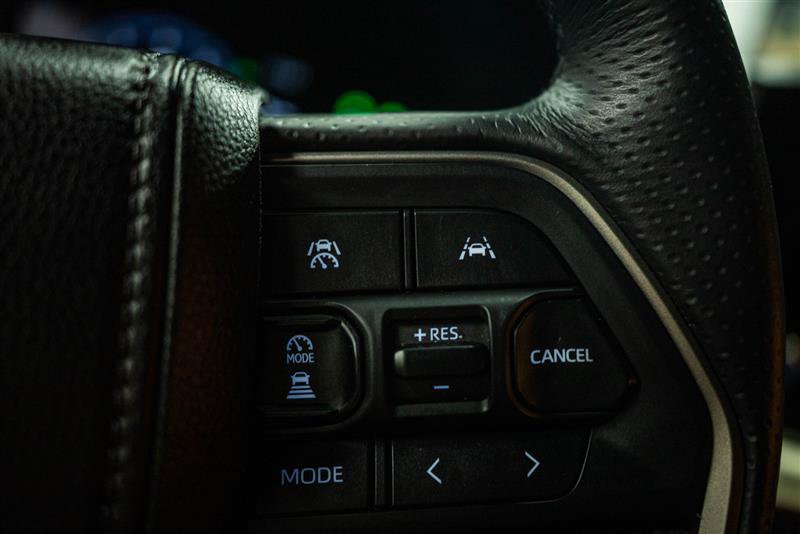 Used 2026 Toyota 4Runner SR5 AWD/4WD image 19