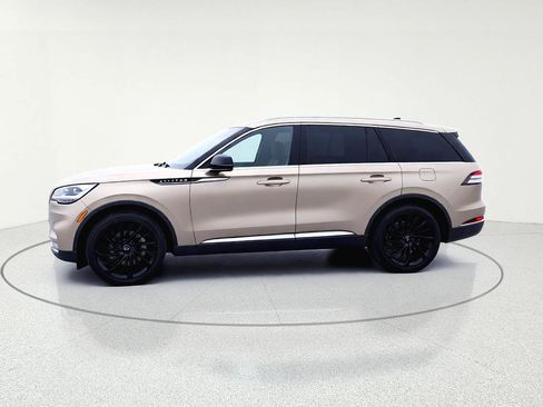 Used 2020 Lincoln Aviator Reserve w/ Equipment Group 202A AWD/4WD image 4