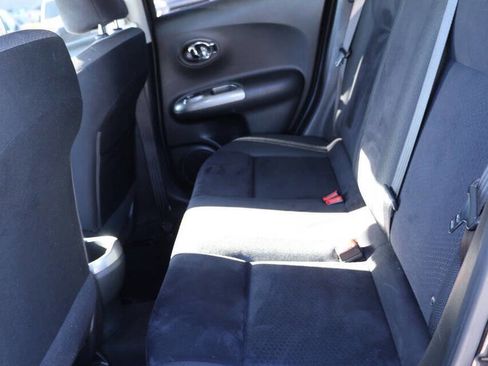 Used 2017 Nissan Juke SV image 17