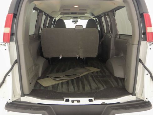 Used 2014 Chevrolet Express 1500 LT w/ LT Preferred Equipment Group image 11