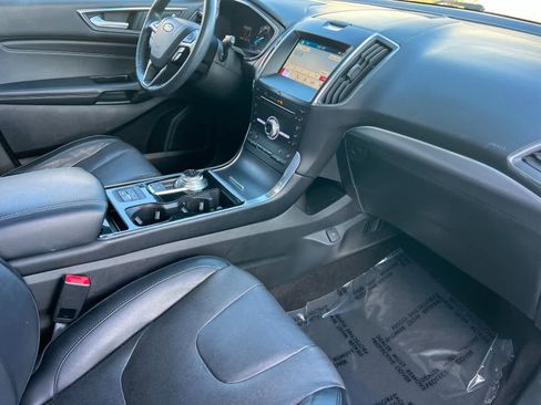 Used 2019 Ford Edge Titanium w/ Equipment Group 301A image 16
