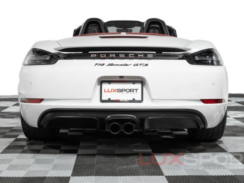 Used 2018 Porsche 718 Boxster GTS RWD image 16