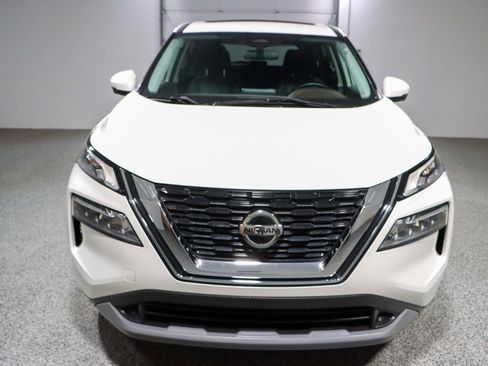 Used 2021 Nissan Rogue SV AWD/4WD image 4