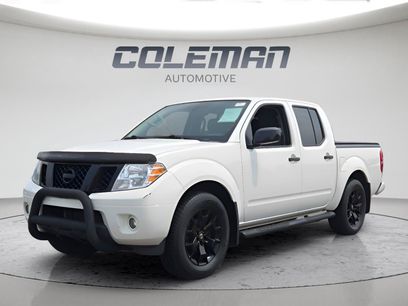 Used 2021 Nissan Frontier SV w/ Midnight Edition Floor Mats