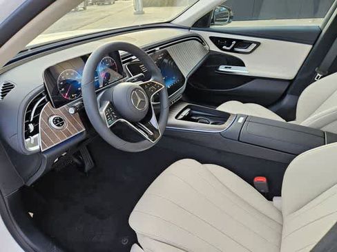 Used 2026 Mercedes-Benz E 350 Sedan image 2