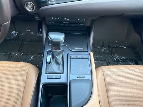 Used 2019 Lexus ES 350 w/ Premium Package FWD image 30