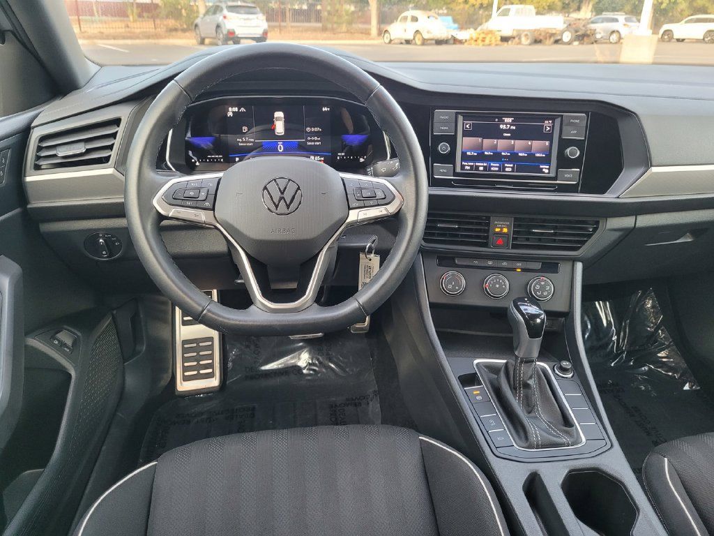 Used 2023 Volkswagen Jetta Sport FWD image 19
