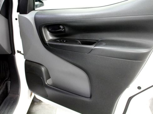 Used 2019 Nissan NV200 S w/ Back Door Glass Package image 22