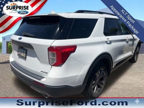 Used 2021 Ford Explorer XLT w/ Equipment Group 202A AWD/4WD image 10