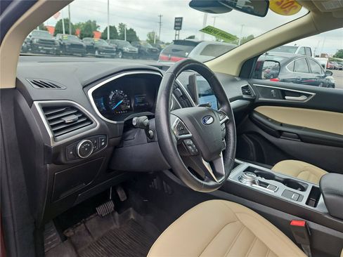 Used 2021 Ford Edge SEL w/ Convenience Package AWD/4WD image 19