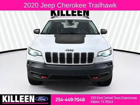 Used 2020 Jeep Cherokee Trailhawk w/ Cold Weather Group AWD/4WD image 2