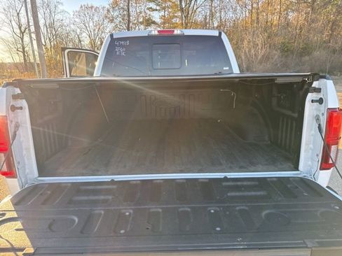 Used 2020 Ford F150 Limited w/ Trailer Tow Package image 12