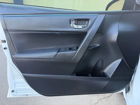 Used 2014 Toyota Corolla S FWD image 9