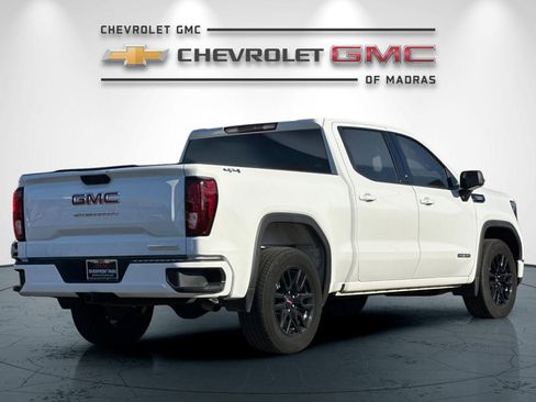 Used 2025 GMC Sierra 1500 Elevation image 3
