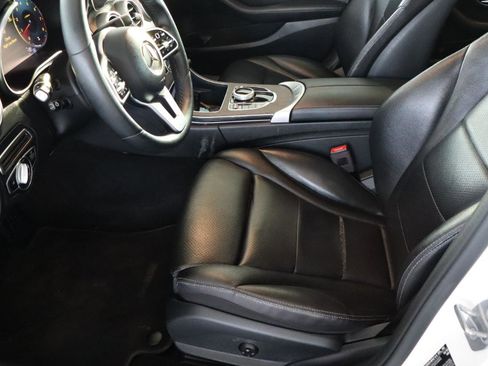 Used 2019 Mercedes-Benz C 300 4MATIC Sedan image 13