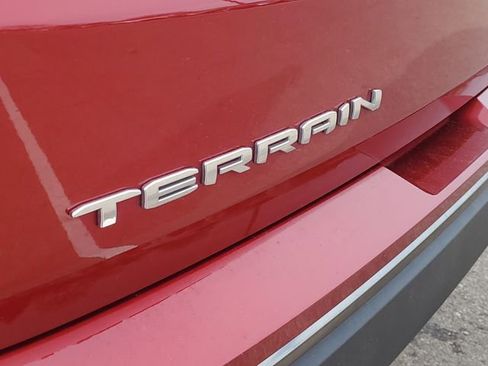 Used 2023 GMC Terrain AT4 image 32