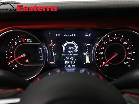 Used 2021 Jeep Gladiator Rubicon w/ LED Lighting Group AWD/4WD image 17
