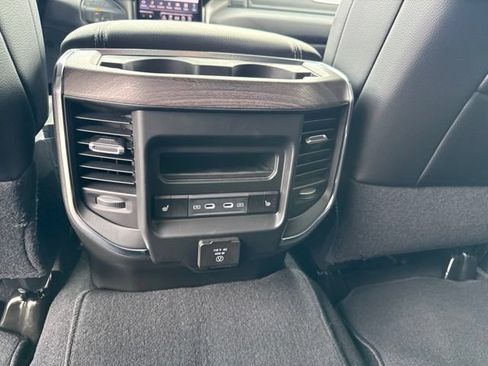 New 2026 RAM 3500 Laramie AWD/4WD image 25