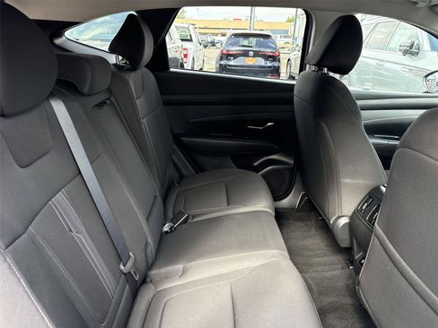 Used 2025 Hyundai Tucson SEL FWD image 24