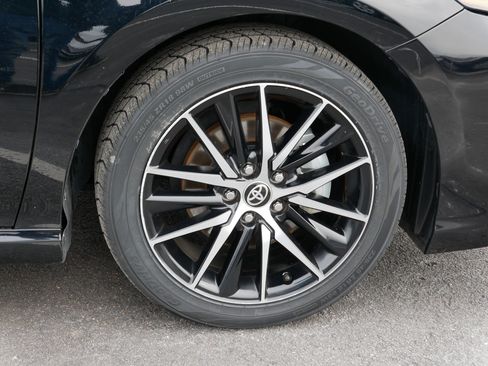 Certified 2024 Toyota Camry SE w/ Convenience Package image 15