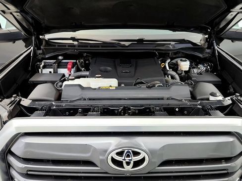 Used 2023 Toyota Tundra Limited AWD/4WD image 30