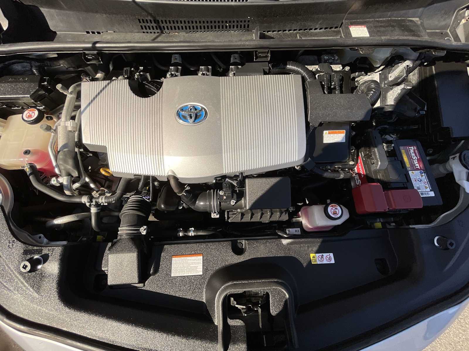 Used 2020 Toyota Prius Prime LE FWD image 17