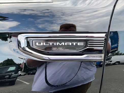 Used 2023 GMC Sierra 1500 Denali Ultimate AWD/4WD image 8