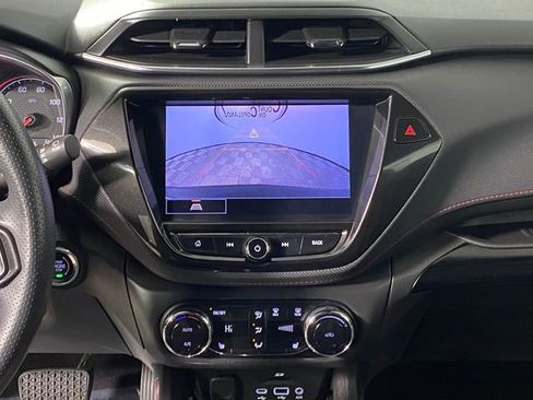 Certified 2022 Chevrolet TrailBlazer RS w/ Technology Package image 22