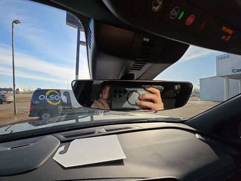 New 2026 Chevrolet Traverse Z71 w/ Driver Confidence Package image 33