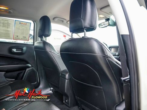 Used 2018 Jeep Compass Latitude w/ Trailer Tow Group image 9