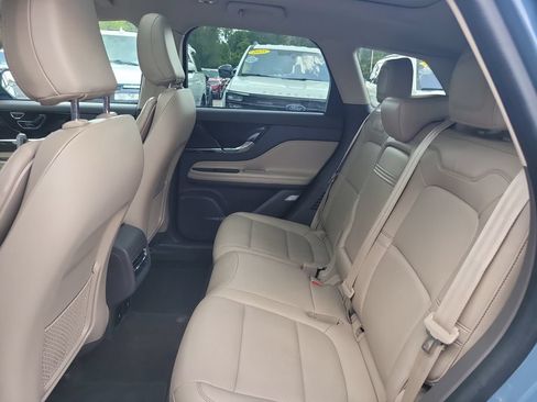 Certified 2023 Lincoln Corsair FWD w/ Equipment Group 101A image 11