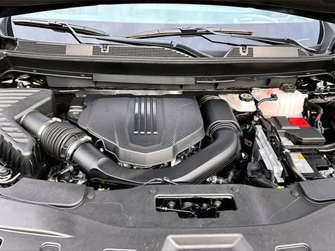 New 2026 Chevrolet Traverse LT w/ Driver Confidence Package image 11