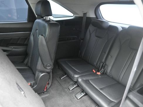 Used 2023 Kia Sorento SX AWD/4WD image 21