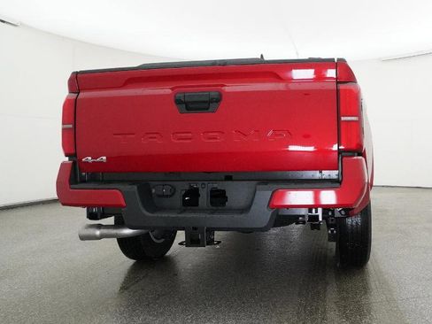 New 2025 Toyota Tacoma SR5 AWD/4WD image 33