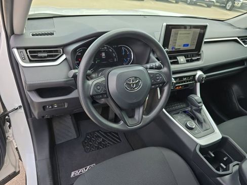 Used 2025 Toyota RAV4 LE image 15