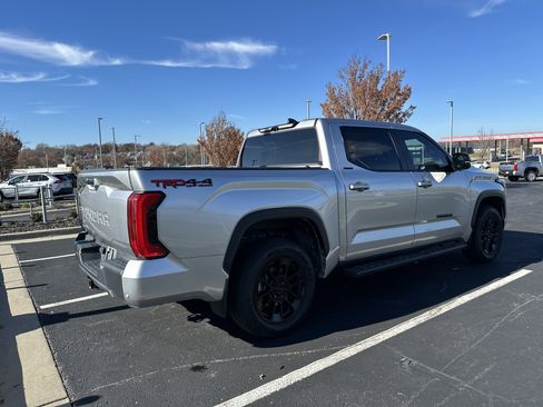 Used 2024 Toyota Tundra Limited image 10
