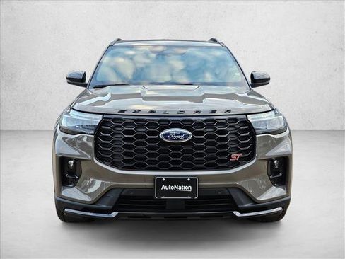 New 2026 Ford Explorer ST w/ Sun And Sound Package image 6