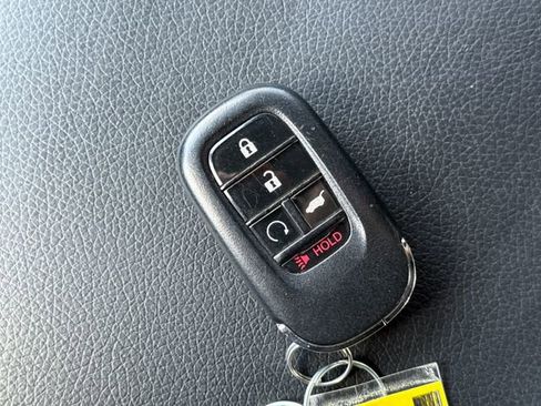 Used 2023 Honda Pilot TrailSport image 30