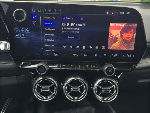 Used 2024 Chevrolet Blazer EV LT AWD/4WD image 22