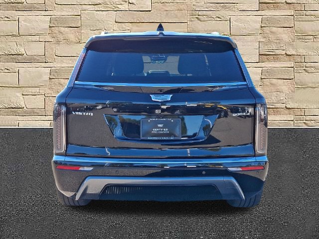Certified 2026 Cadillac Vistiq Luxury AWD/4WD image 3