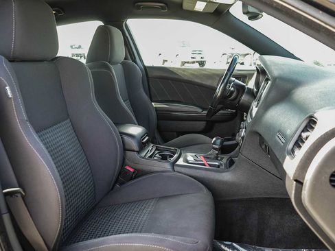 Used 2019 Dodge Charger GT w/ Blacktop Package image 16